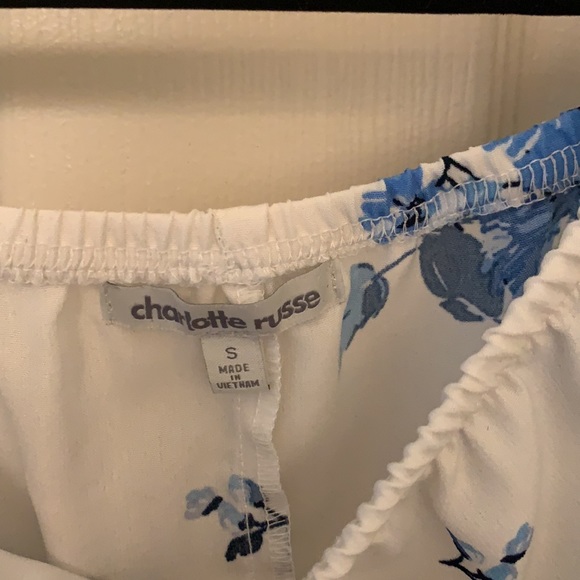 White/Blue Floral Short Romper - Picture 4 of 4